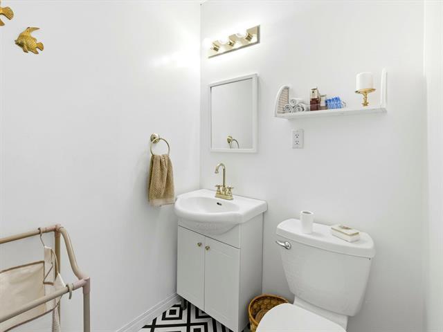 









37


MCIVOR

LANE,
St Andrews,




MB
R1A 2A7

