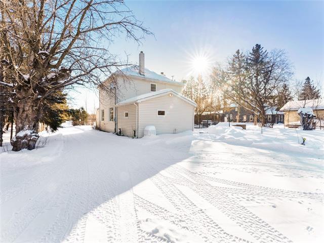 









37


MCIVOR

LANE,
St Andrews,




MB
R1A 2A7

