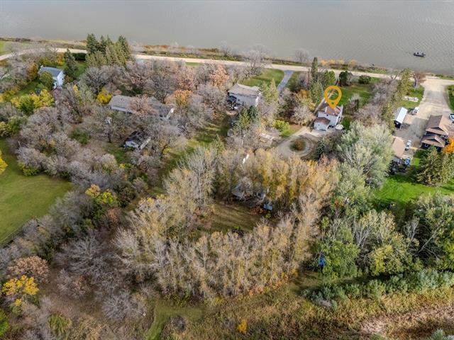 









37


MCIVOR

LANE,
St Andrews,




MB
R1A 2A7

