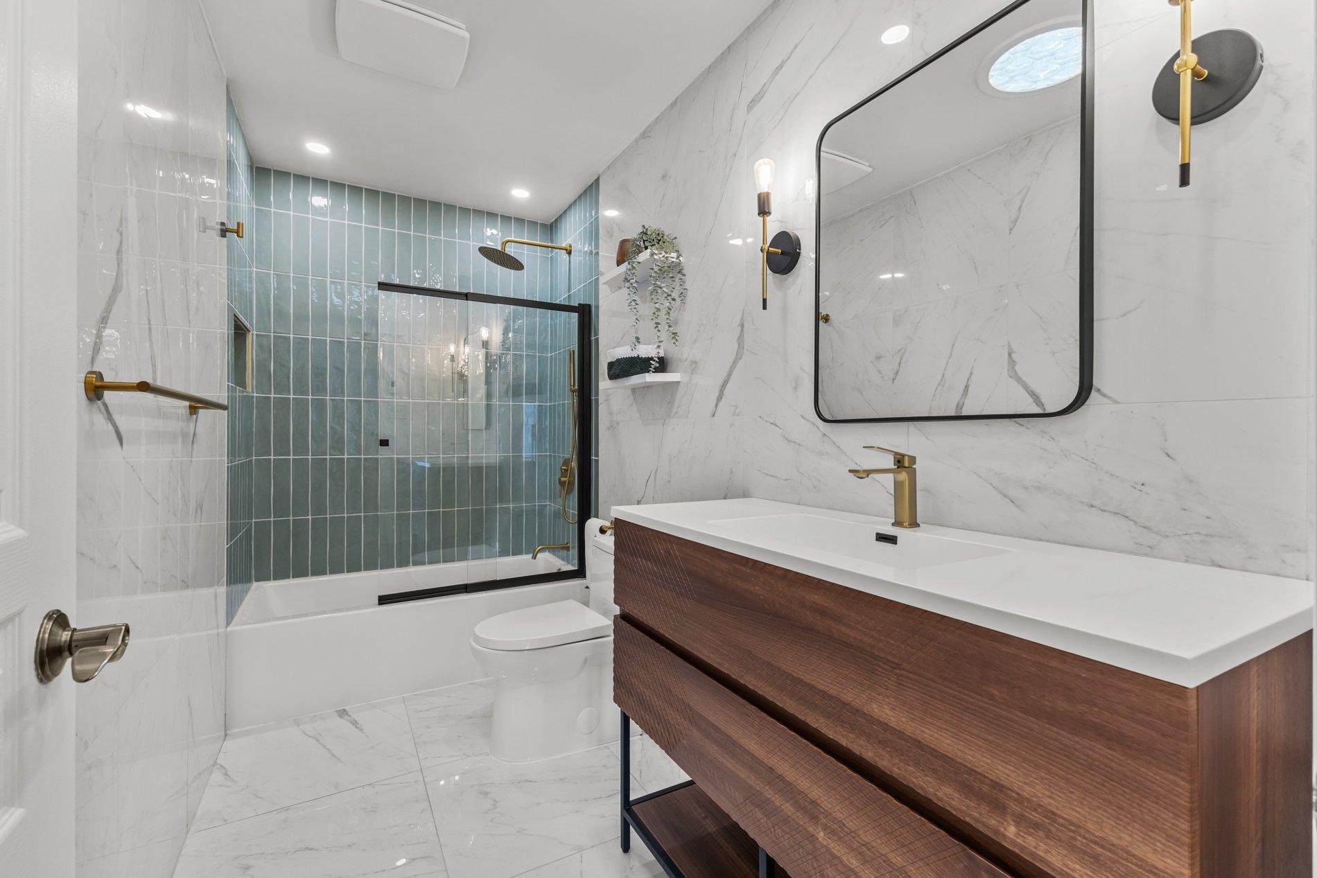 









80


Rue des Tourterelles

,
La Prairie,




QC
J5R5W3

