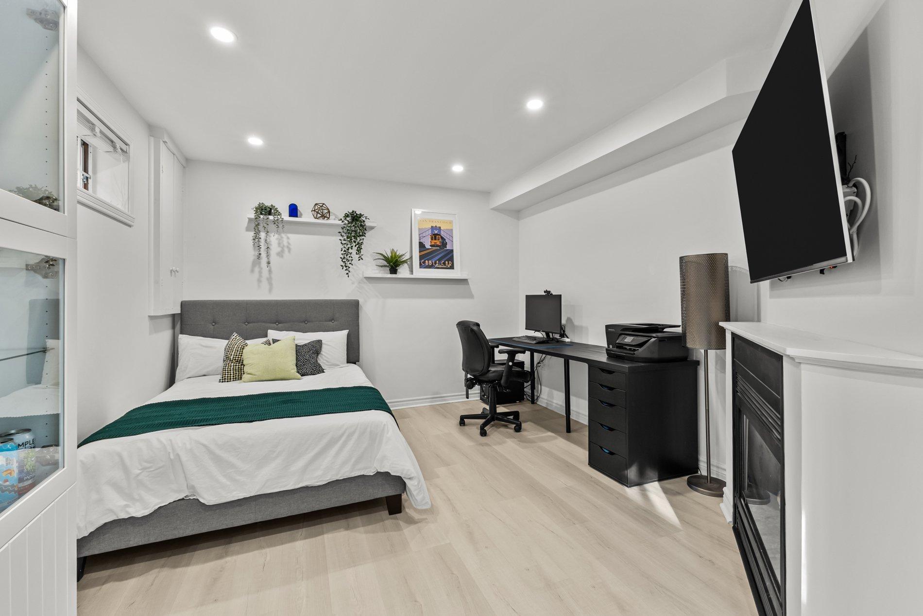 









80


Rue des Tourterelles

,
La Prairie,




QC
J5R5W3

