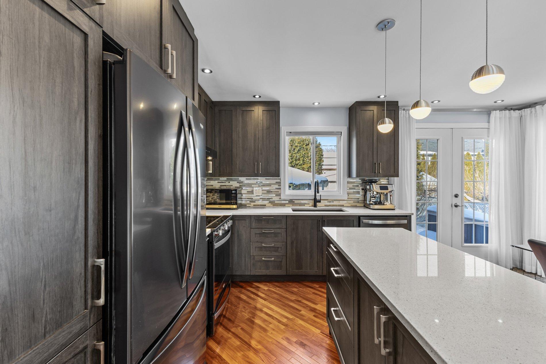 









80


Rue des Tourterelles

,
La Prairie,




QC
J5R5W3

