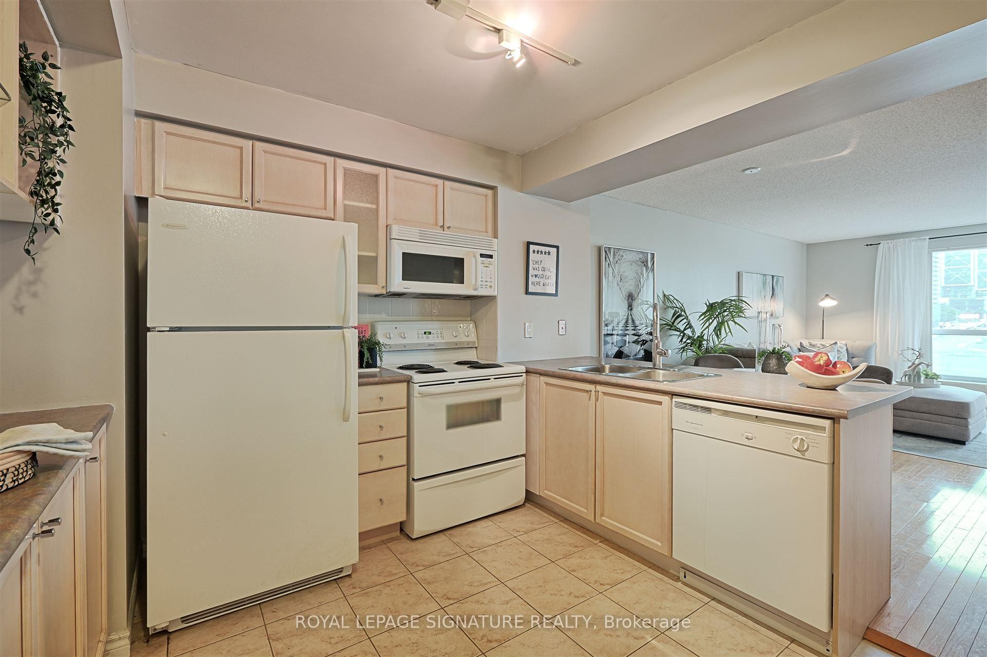 









410


Queens Quay

N/A West, 505,
Toronto,




ON
M5V 3T1

