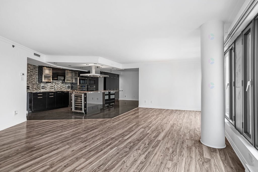 









4450


Prom. Paton

, 511,
Laval (Chomedey),




QC
H7W5J7

