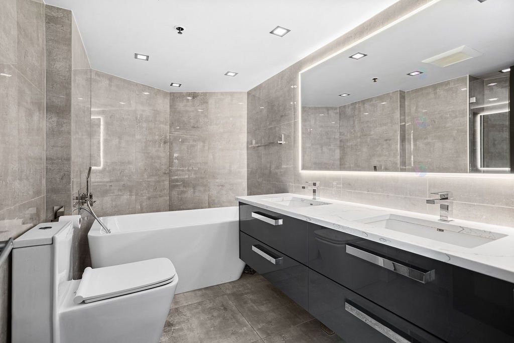 









4450


Prom. Paton

, 511,
Laval (Chomedey),




QC
H7W5J7

