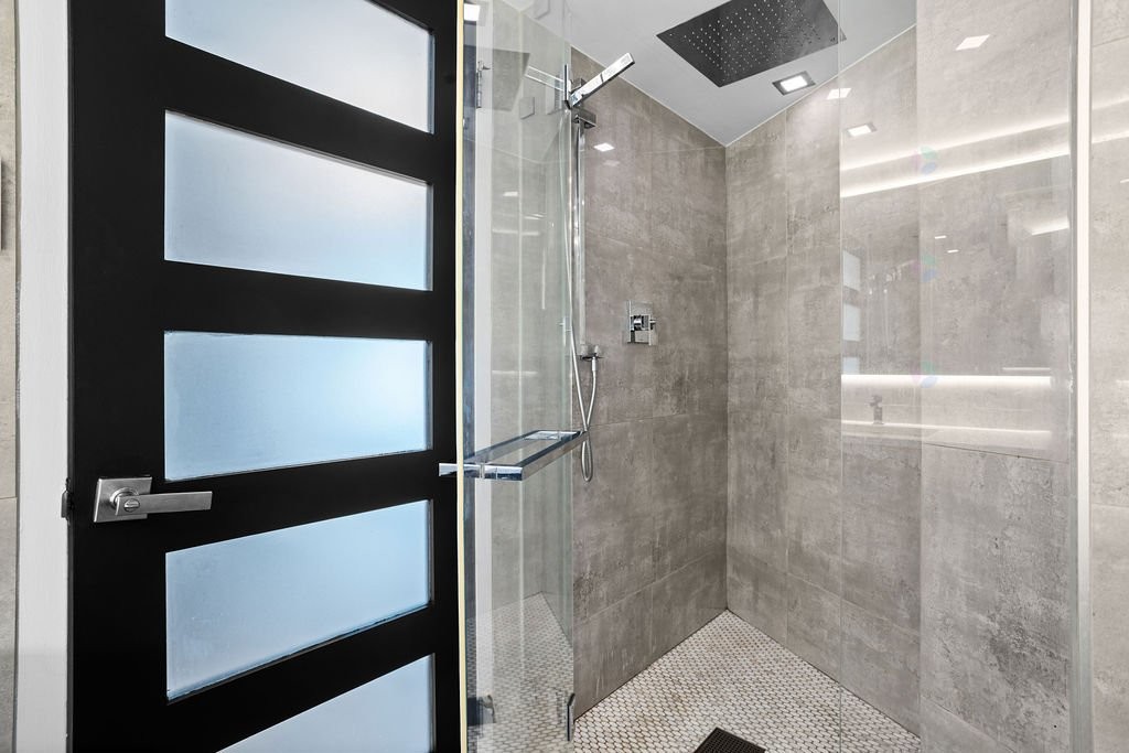









4450


Prom. Paton

, 511,
Laval (Chomedey),




QC
H7W5J7


