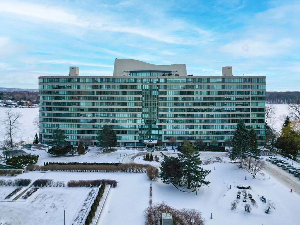 









4450


Prom. Paton

, 511,
Laval (Chomedey),




QC
H7W5J7

