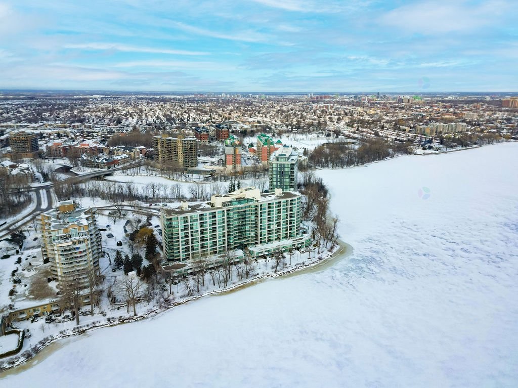 









4450


Prom. Paton

, 511,
Laval (Chomedey),




QC
H7W5J7


