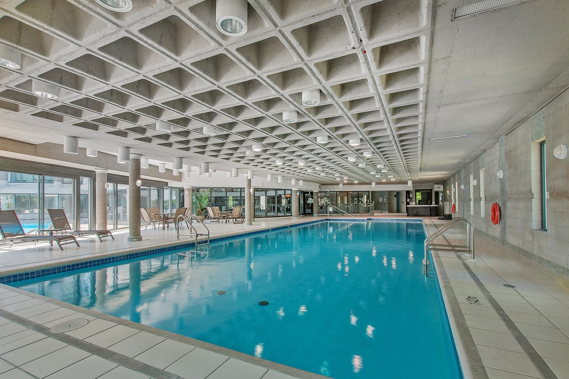 









4450


Prom. Paton

, 511,
Laval (Chomedey),




QC
H7W5J7


