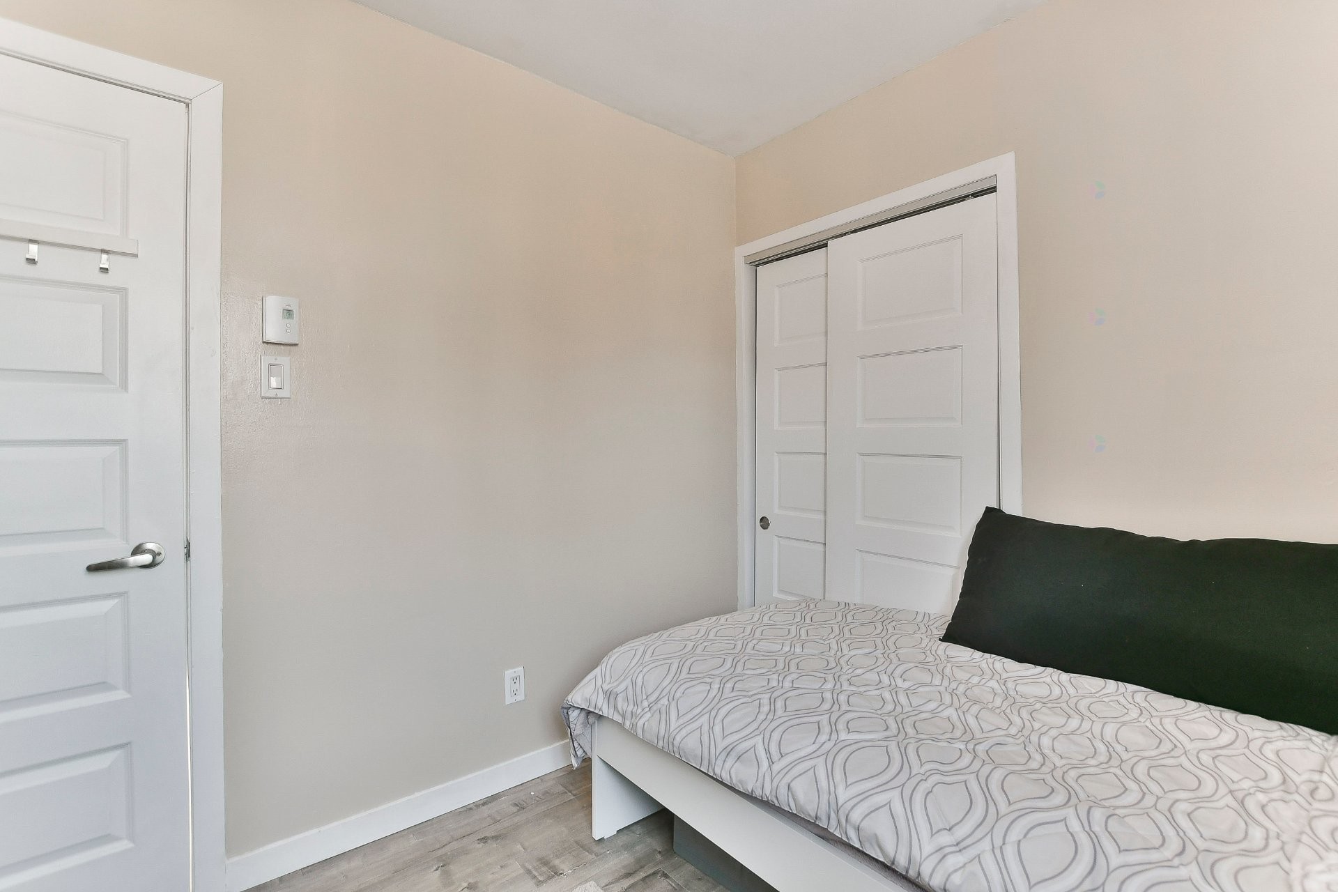 









108


Rue Vanier

,
L'Épiphanie,




QC
J5X3A7

