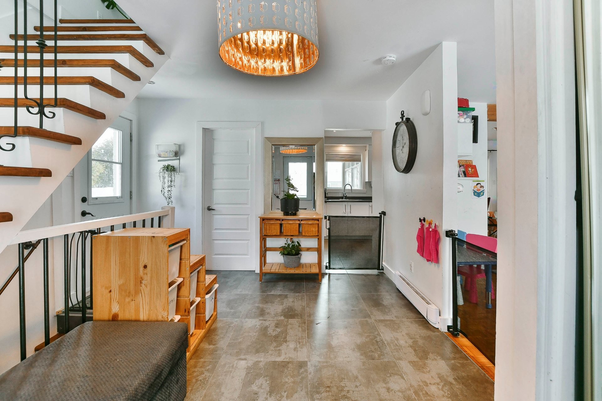 









108


Rue Vanier

,
L'Épiphanie,




QC
J5X3A7

