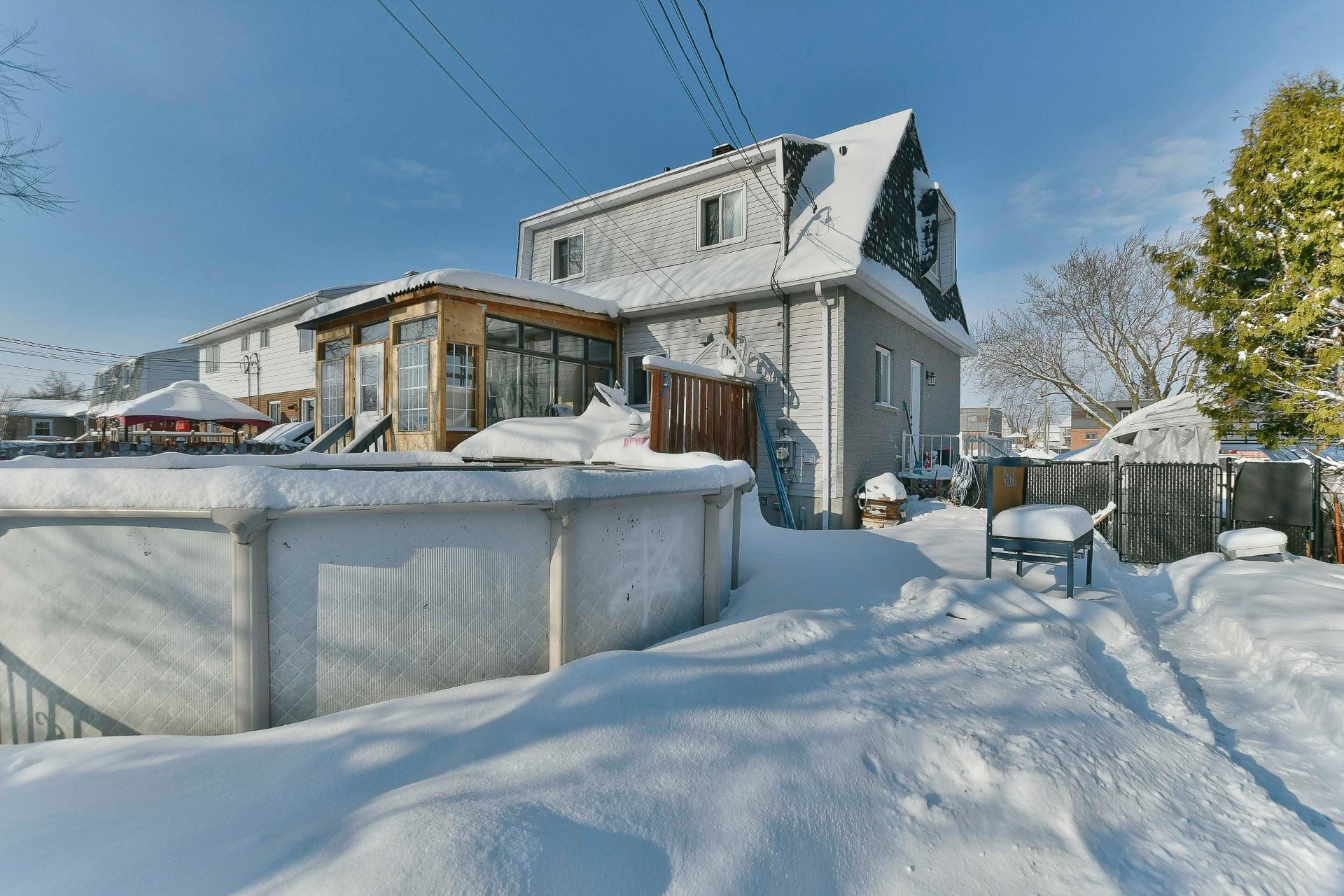 









108


Rue Vanier

,
L'Épiphanie,




QC
J5X3A7

