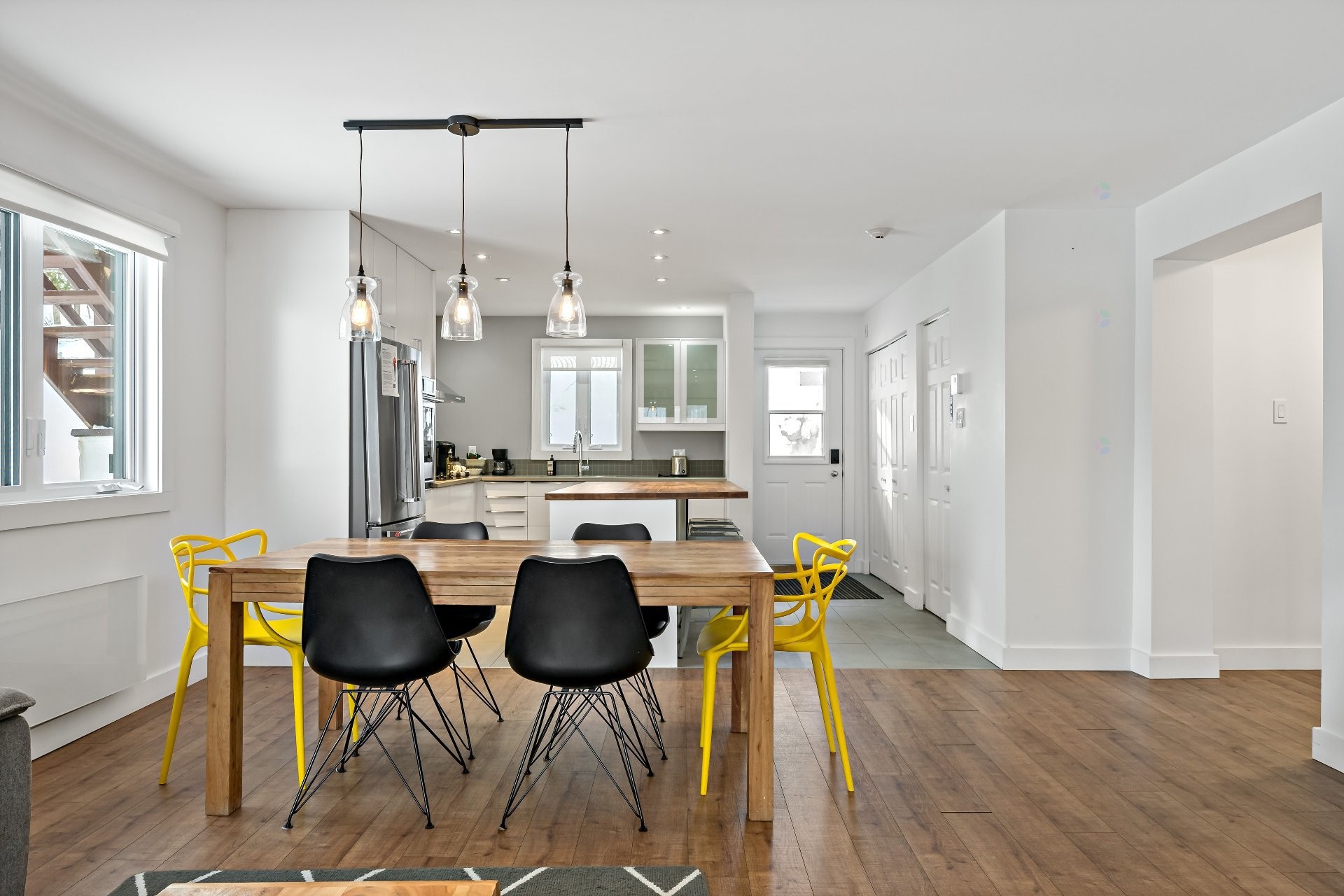 









140


Rue Cuttle

, 464,
Mont-Tremblant,




QC
J8E1B6

