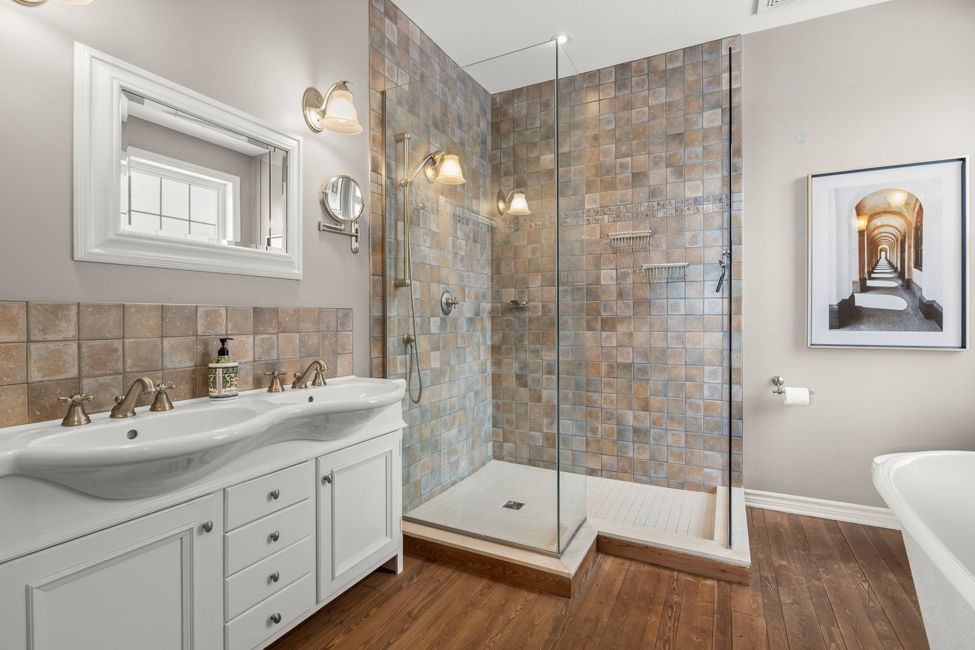 









243


Rue Létourneau

,
Rigaud,




QC
J0P1P0

