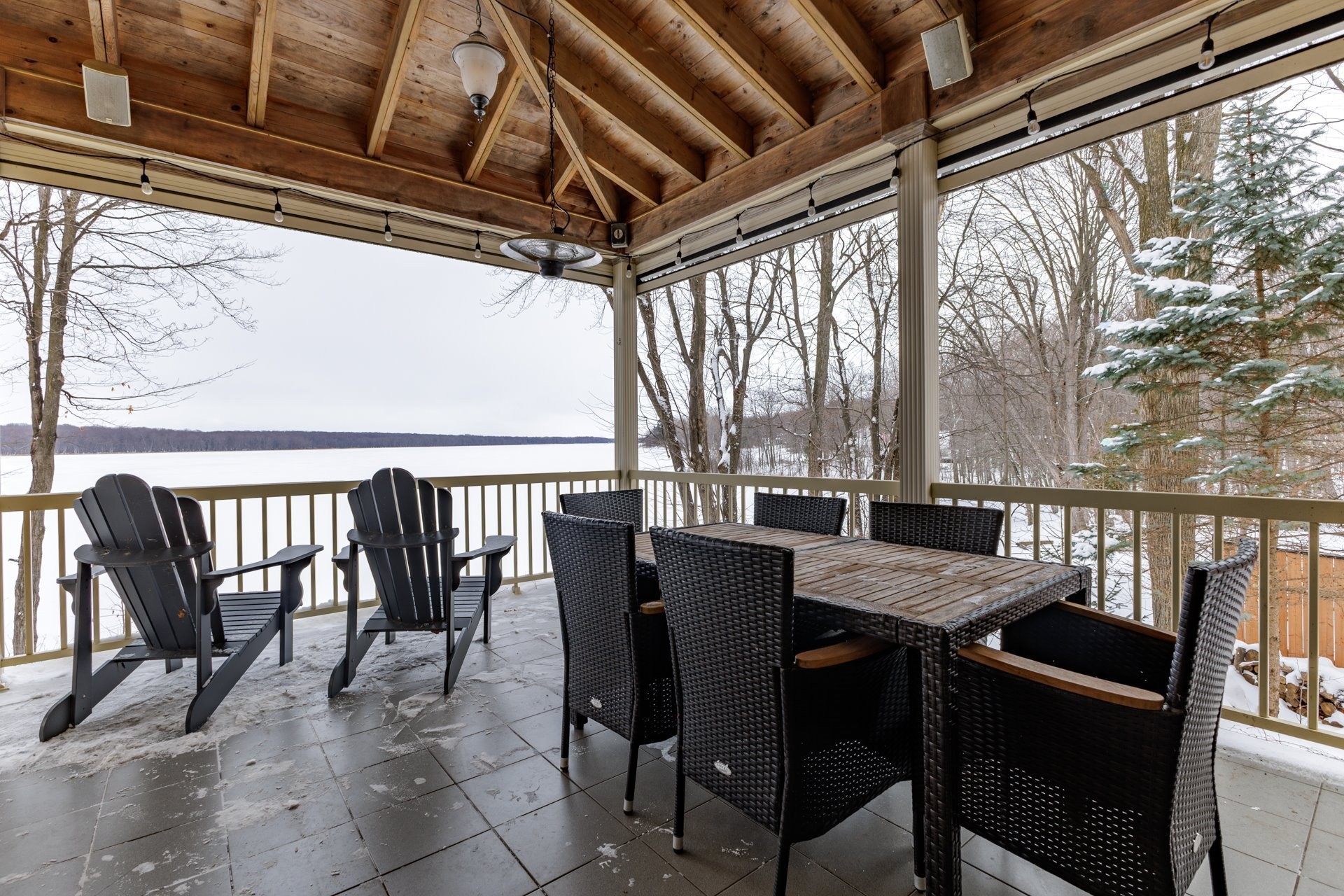 









243


Rue Létourneau

,
Rigaud,




QC
J0P1P0

