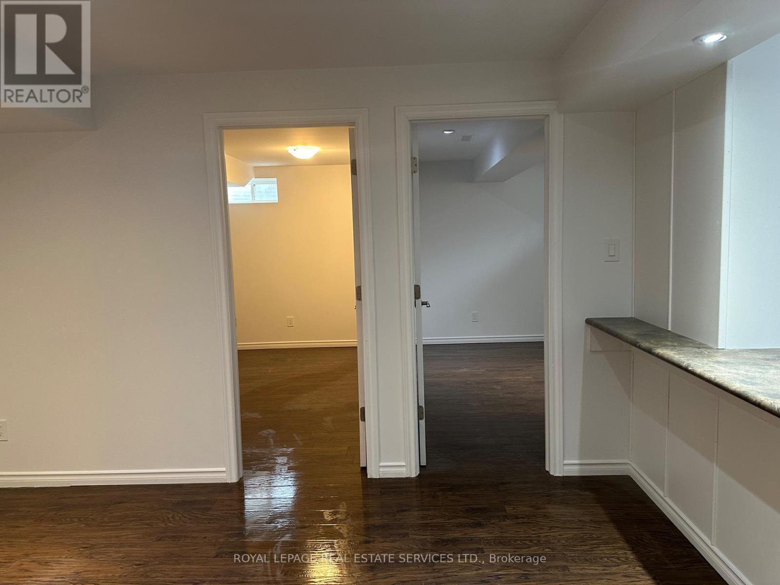 












BSMT - 1 GRUENWALD GATE E

,
Brampton,




Ontario
L6Y6C4

