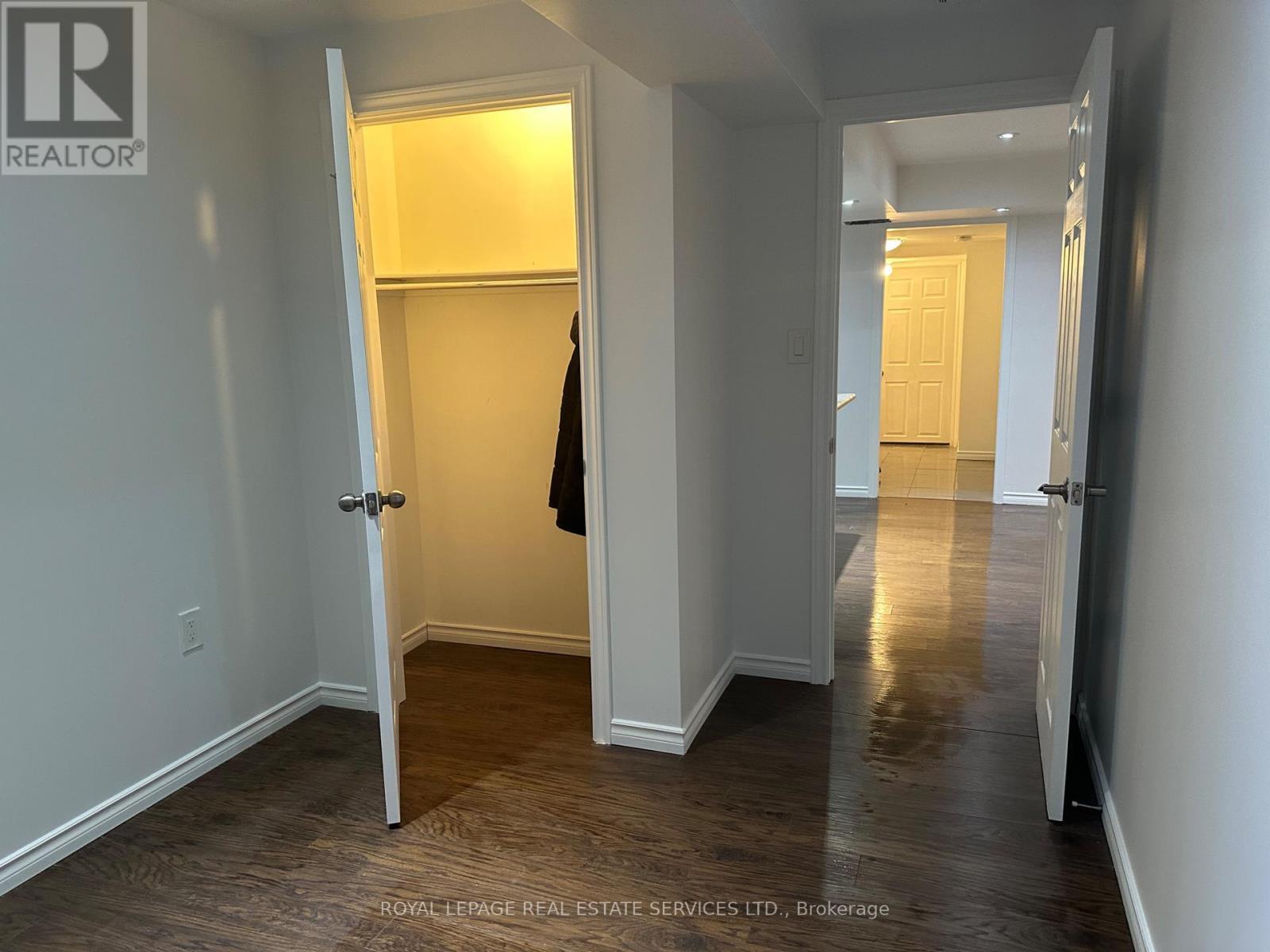 












BSMT - 1 GRUENWALD GATE E

,
Brampton,




Ontario
L6Y6C4

