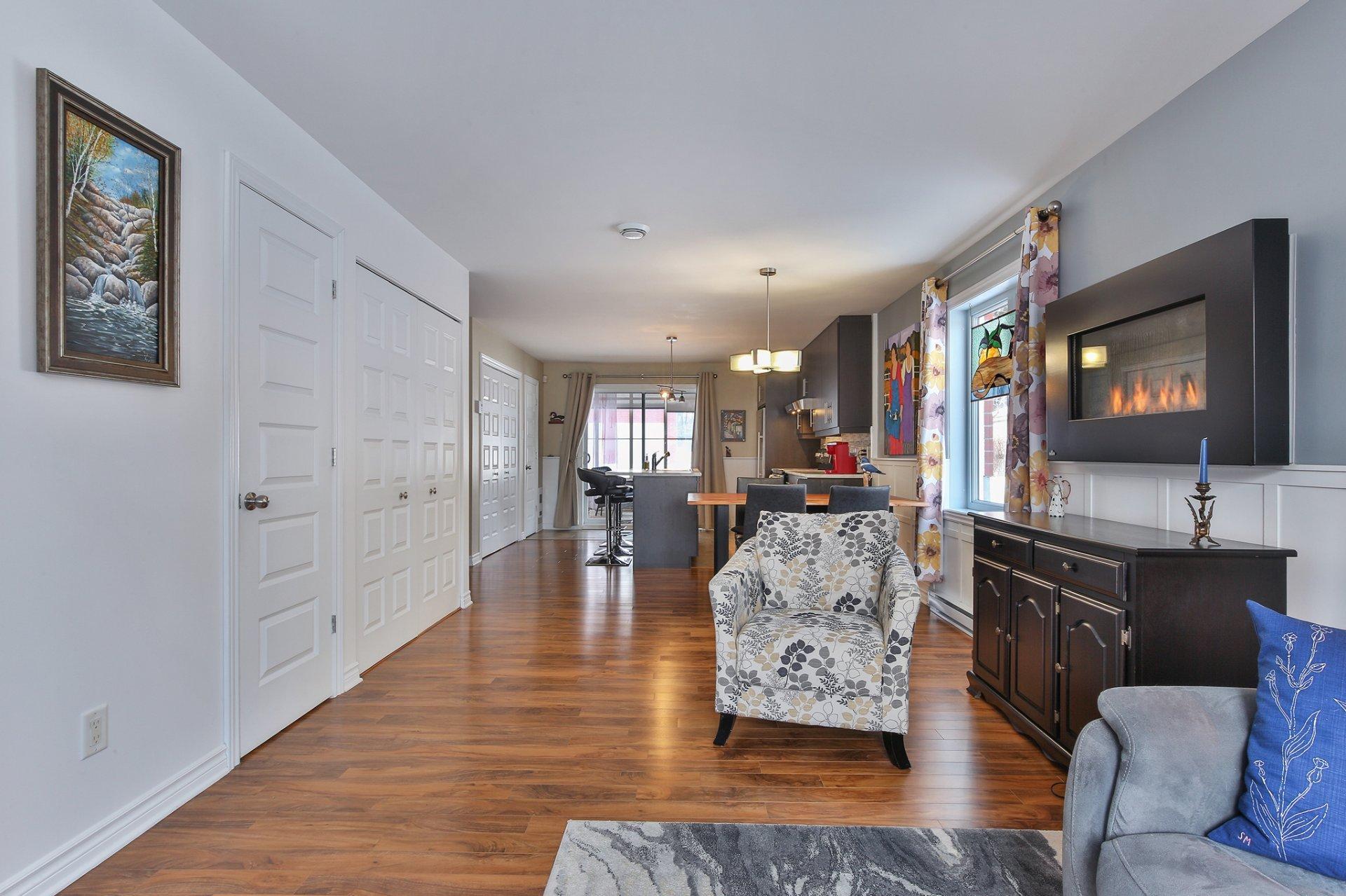 









190


Rue des Échevins

,
Saint-Jean-sur-Richelieu,




QC
J2W3E8

