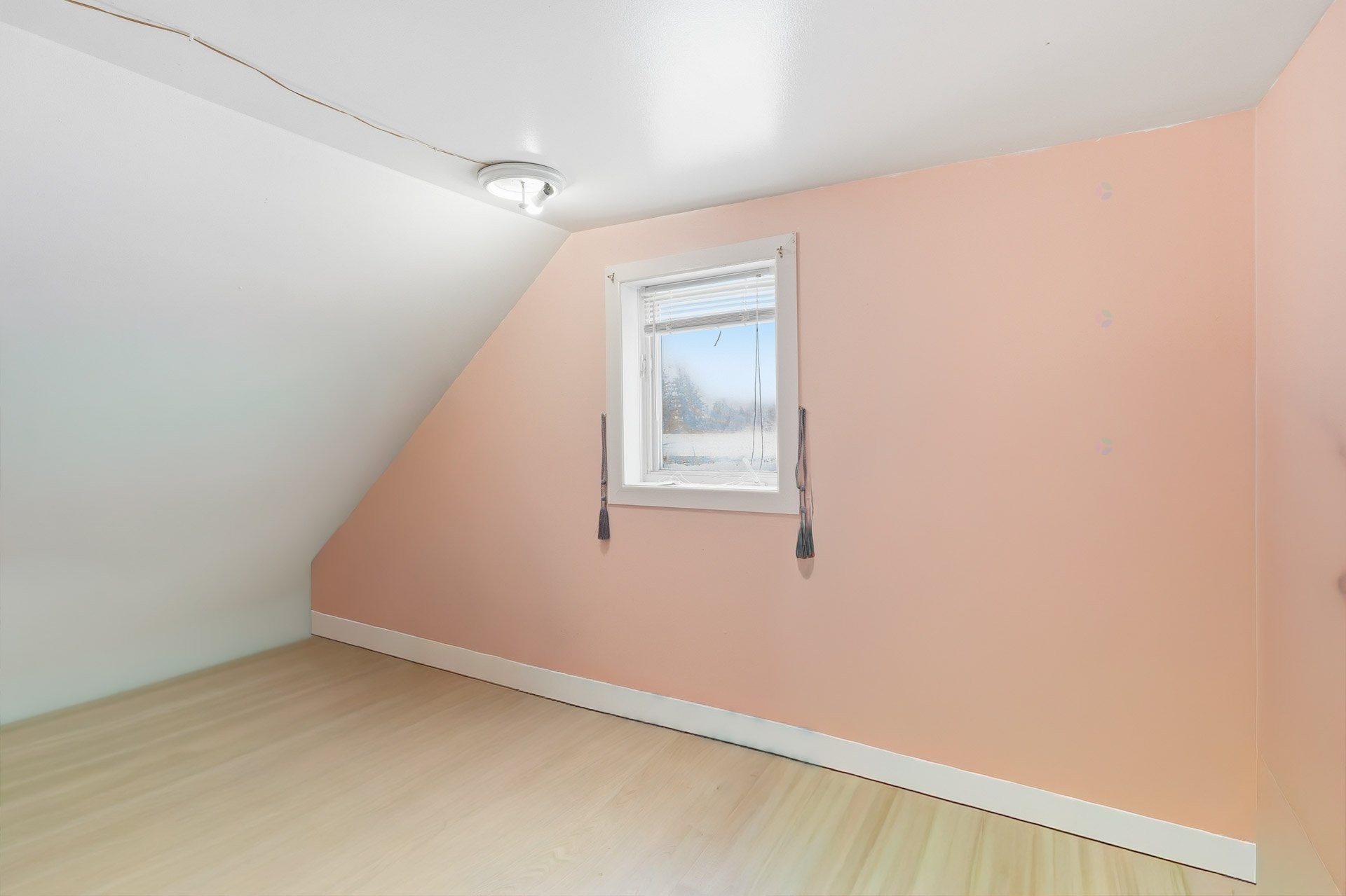 









131


Rue Lefebvre

,
Gatineau (Buckingham),




QC
J8L1E6

