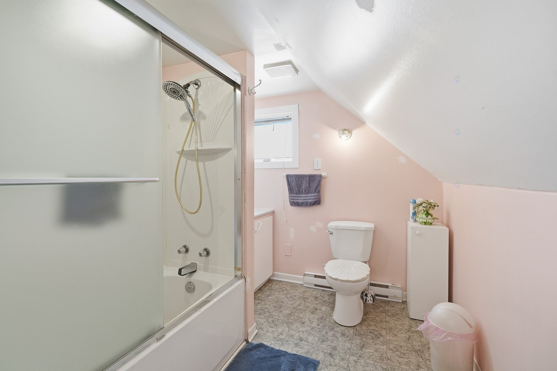 









131


Rue Lefebvre

,
Gatineau (Buckingham),




QC
J8L1E6

