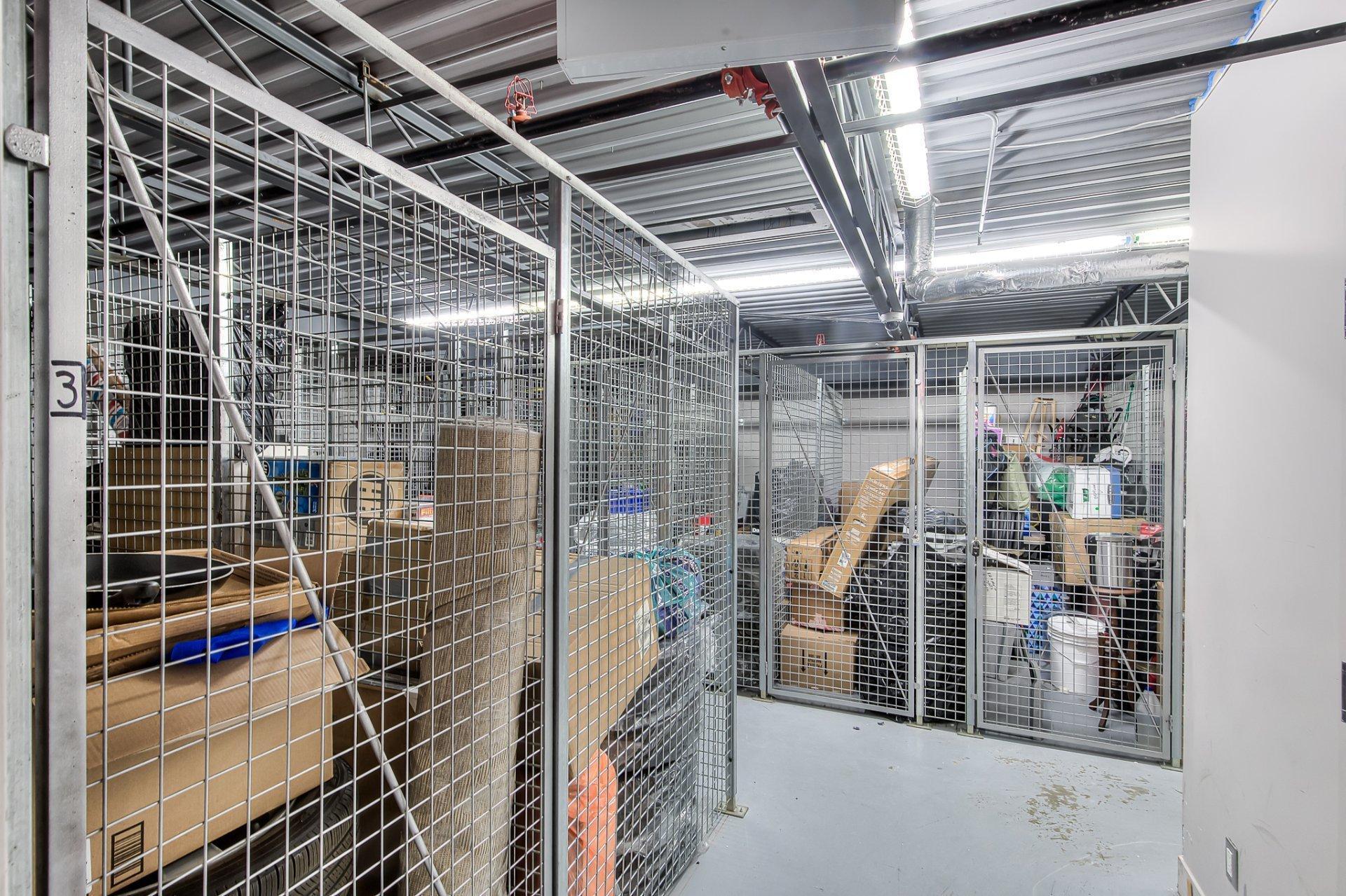 









3499


Av. Jacques-Bureau

, 306,
Laval (Chomedey),




QC
H7P0J8

