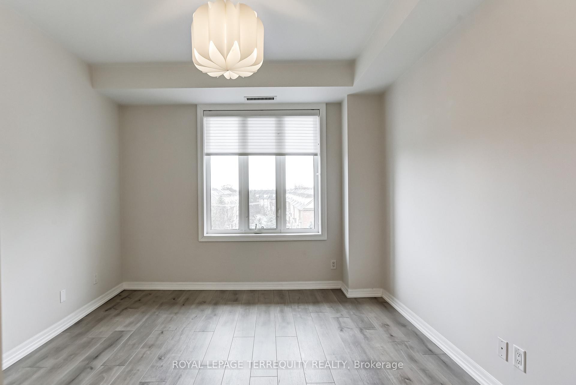 









245


Dalesford

Road, 422,
Toronto,




ON
M8Y 4H7

