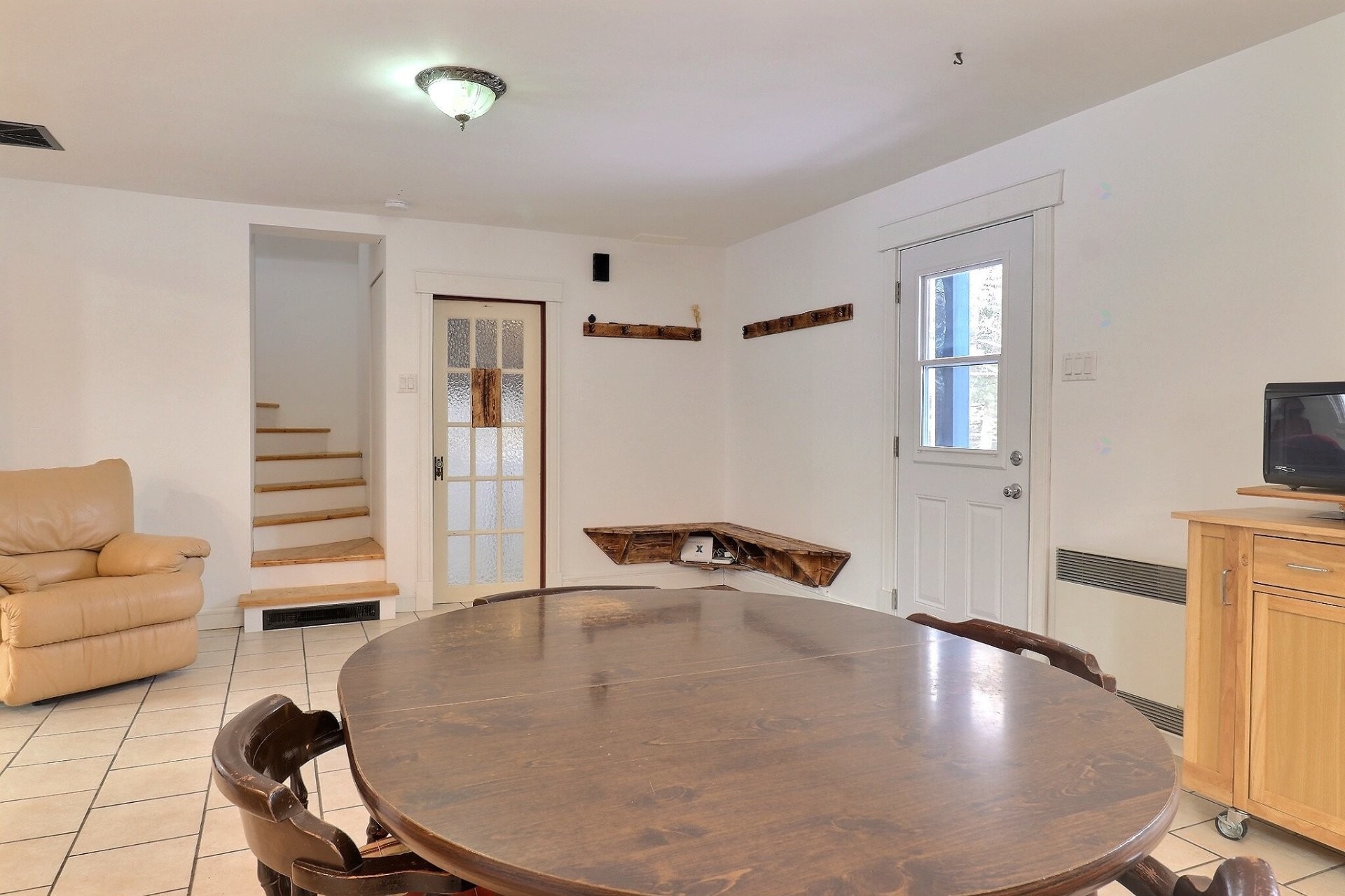 









69


Ch. de Blue Sea

,
Gracefield,




QC
J0X1W0

