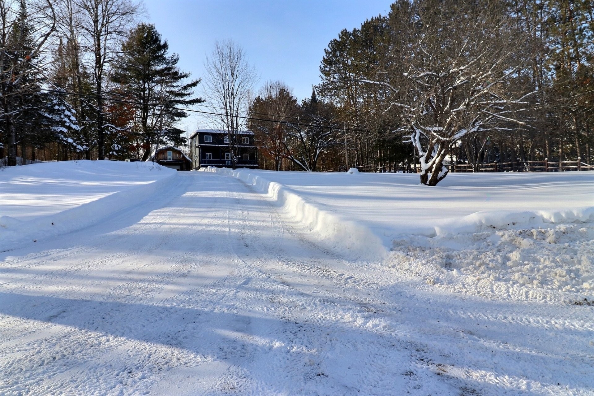 









69


Ch. de Blue Sea

,
Gracefield,




QC
J0X1W0

