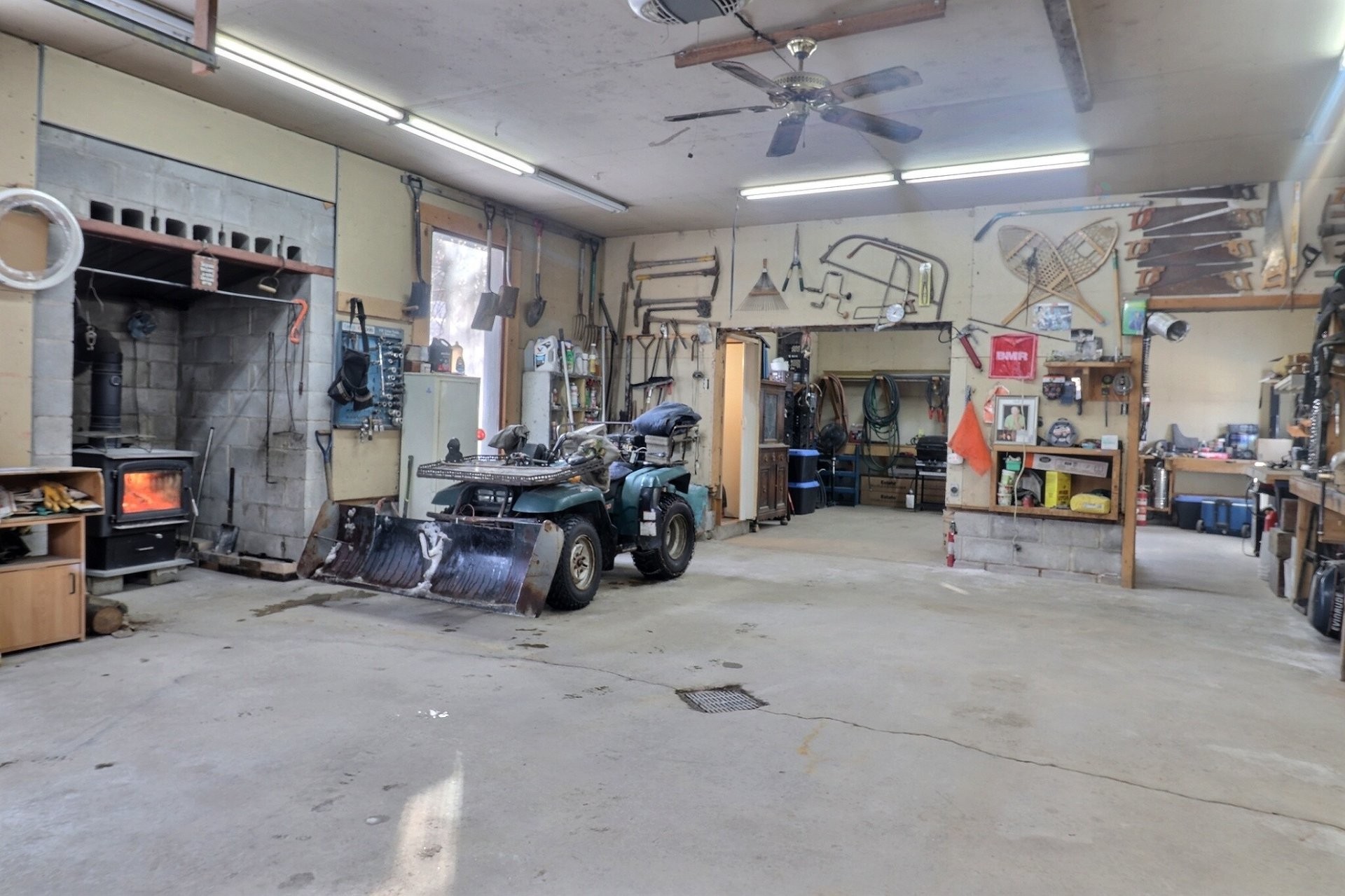 









69


Ch. de Blue Sea

,
Gracefield,




QC
J0X1W0

