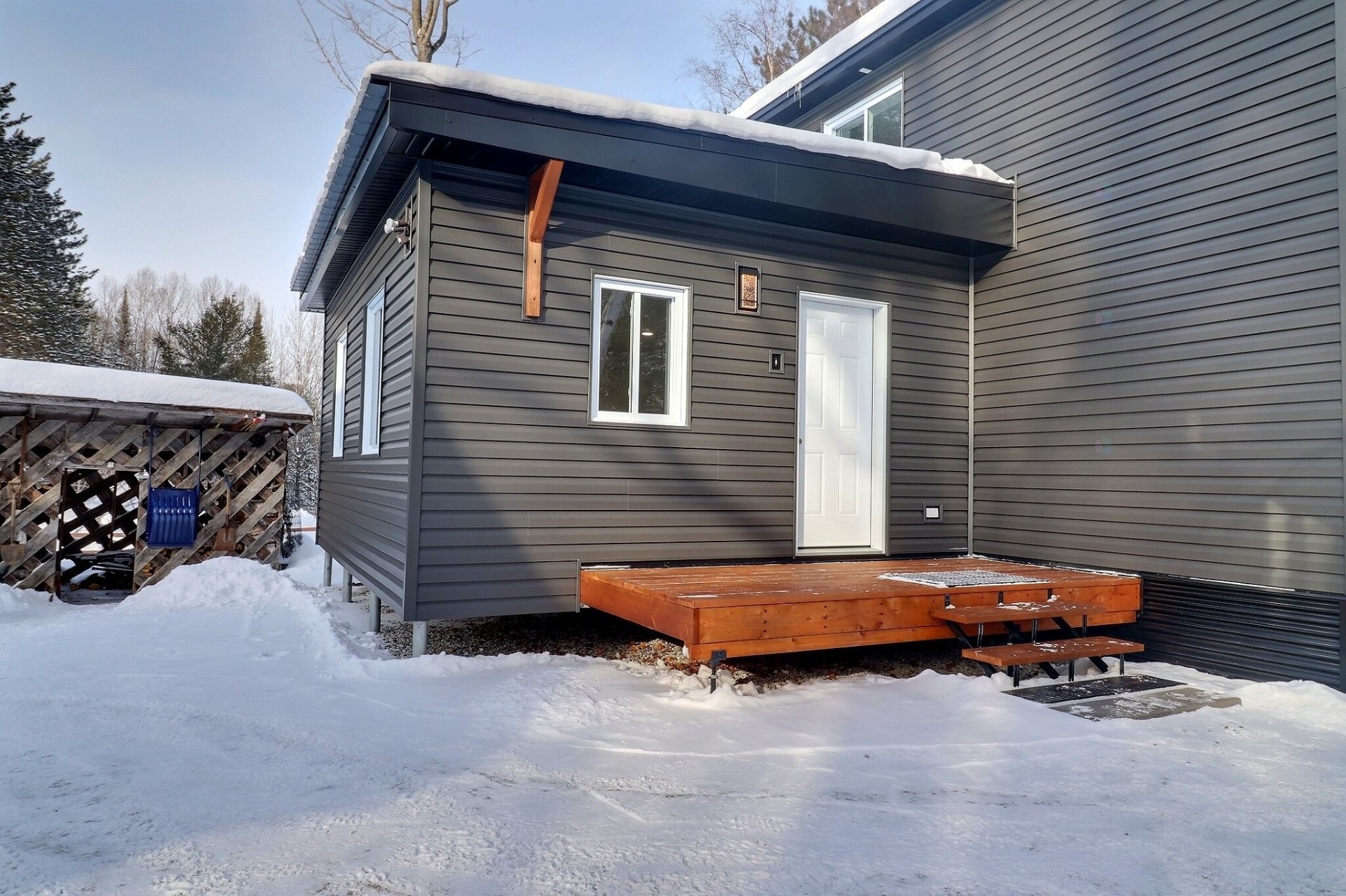 









69


Ch. de Blue Sea

,
Gracefield,




QC
J0X1W0

