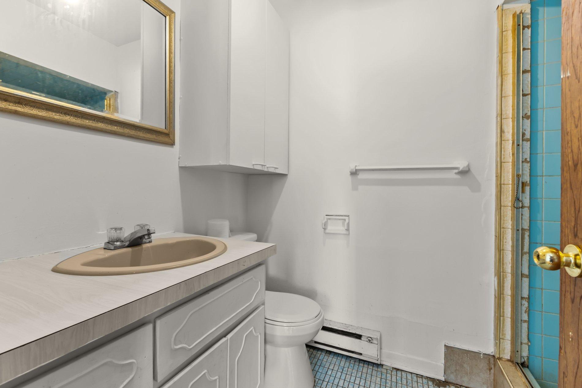 









7360

 - 7366


Av. de la Nantaise

,
Montréal (Anjou),




QC
H1M1B5

