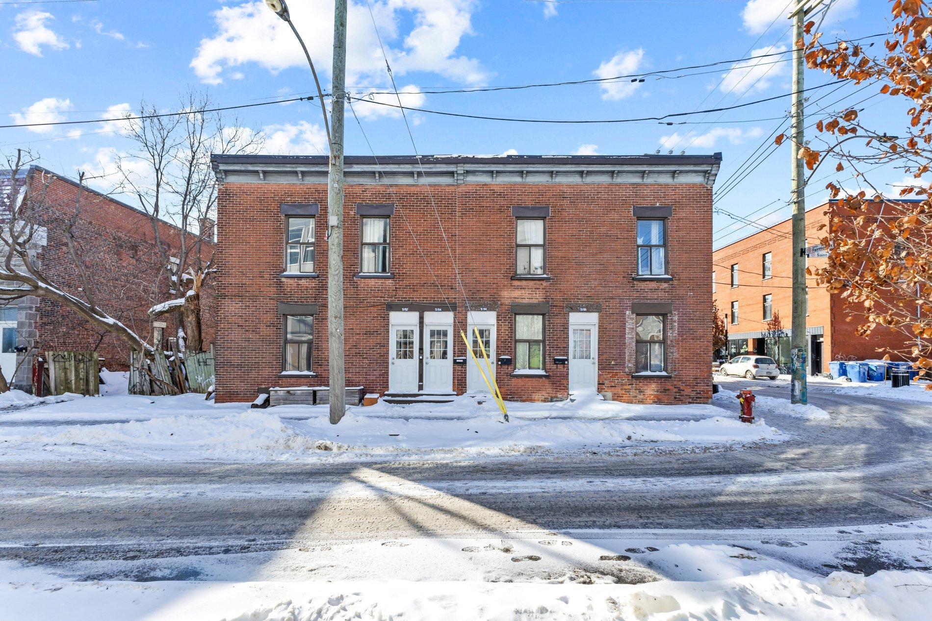 









5196

 - 5198


Rue St-Dominique

,
Montréal (Le Plateau-Mont-Royal),




QC
H2T1V2

