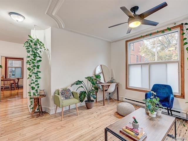 









5196

 - 5198


Rue St-Dominique

,
Montréal (Le Plateau-Mont-Royal),




QC
H2T1V2

