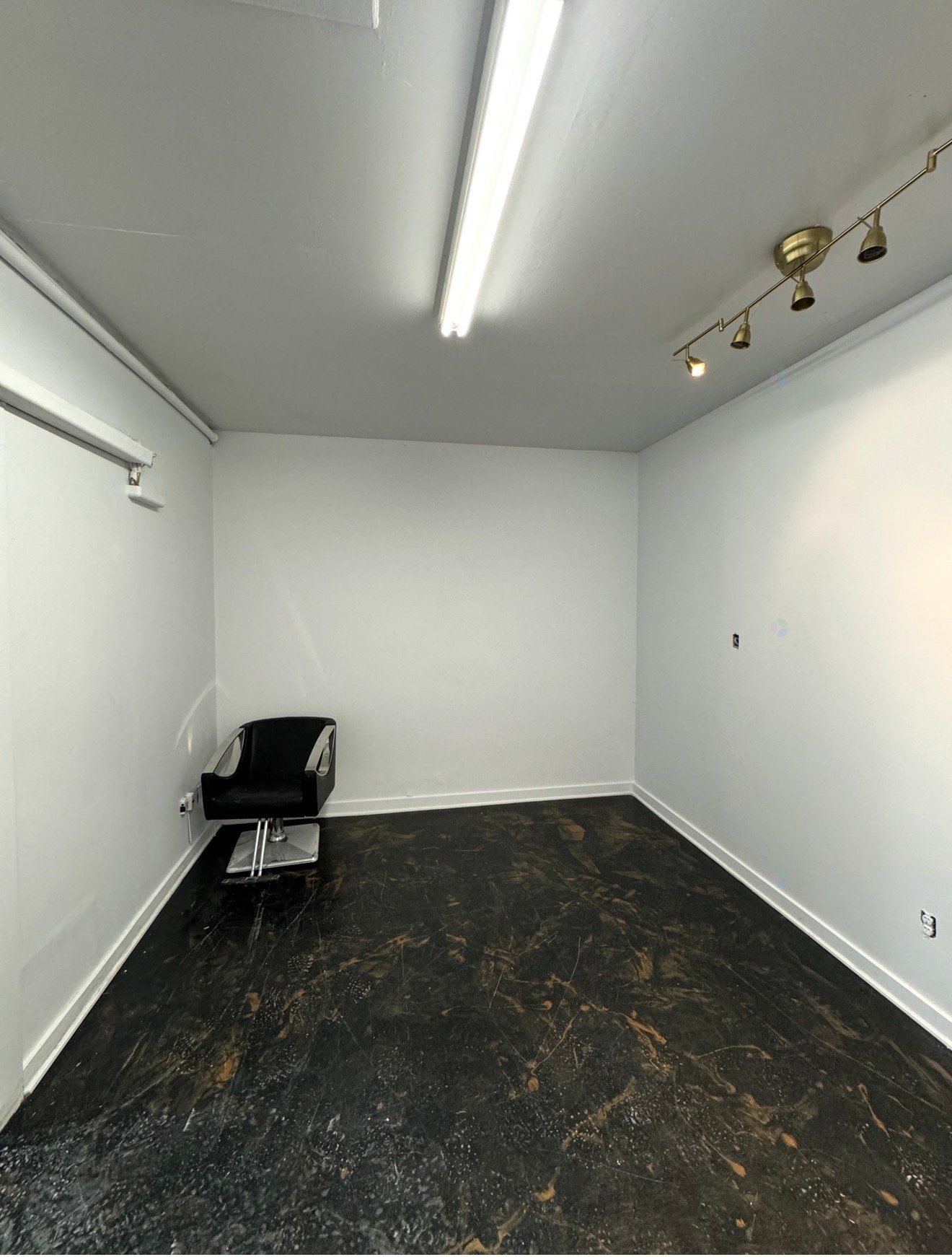 









791

 - 795


Rue Ste-Hélène

,
Longueuil (Le Vieux-Longueuil),




QC
J4K3R5

