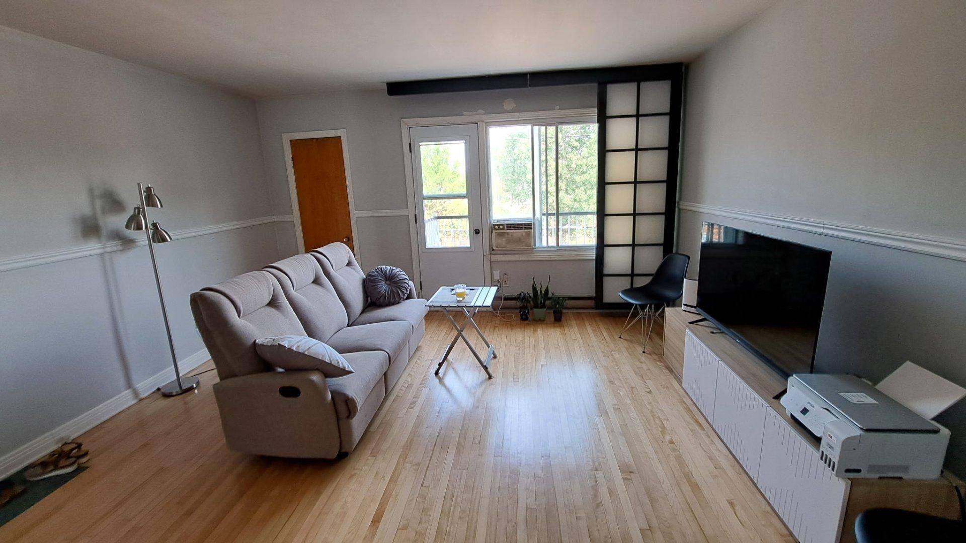 









8390


Rue Centrale

,
Montréal (LaSalle),




QC
H8P1M8

