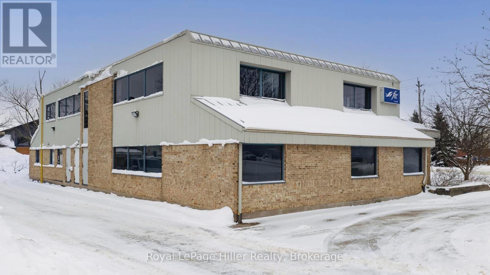 












516 HURON STREET

,
Stratford,




Ontario
N5A5T7

