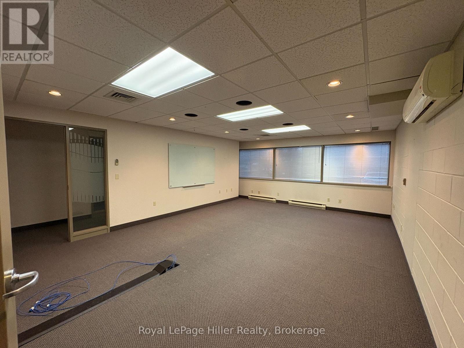 












516 HURON STREET

,
Stratford,




Ontario
N5A5T7

