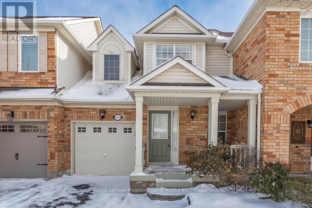 












1637 STOVER CRESCENT

,
Milton (CL Clarke),




Ontario
L9T5N4

