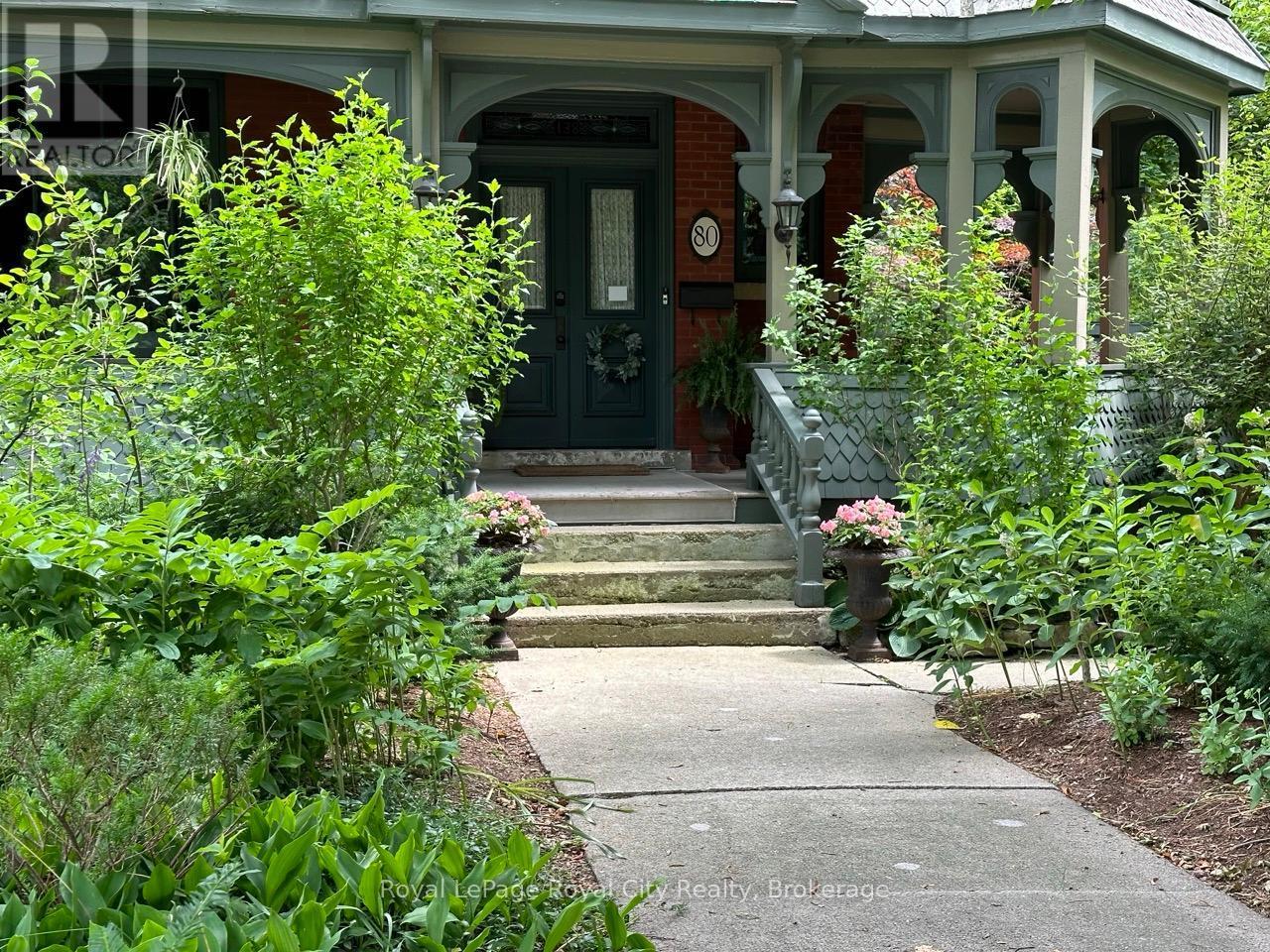 












80 LONDON ROAD W

,
Guelph (Exhibition Park),




Ontario
N1H2B7

