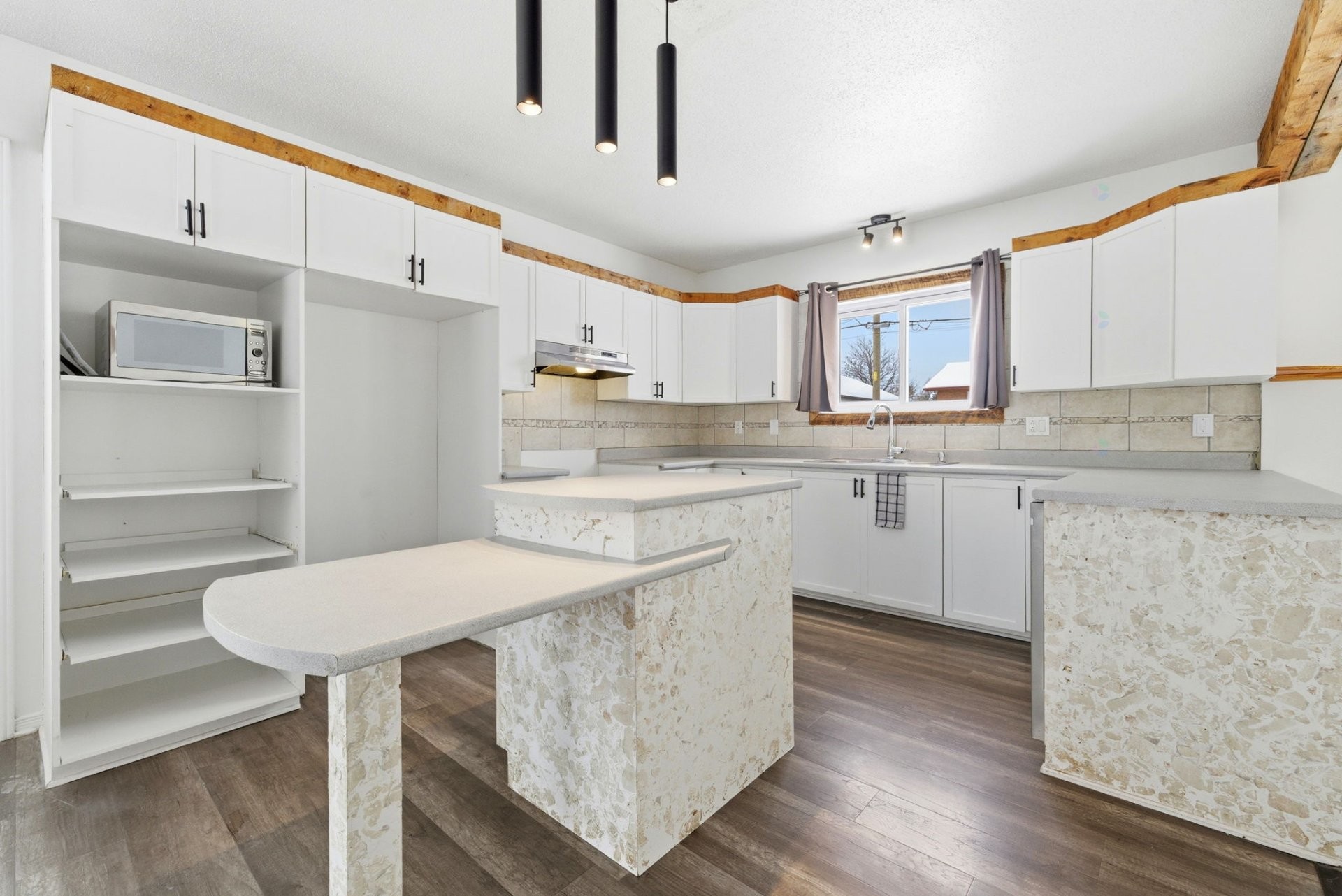 









9


Rue Monette

,
Gatineau (Gatineau),




QC
J8P2B2

