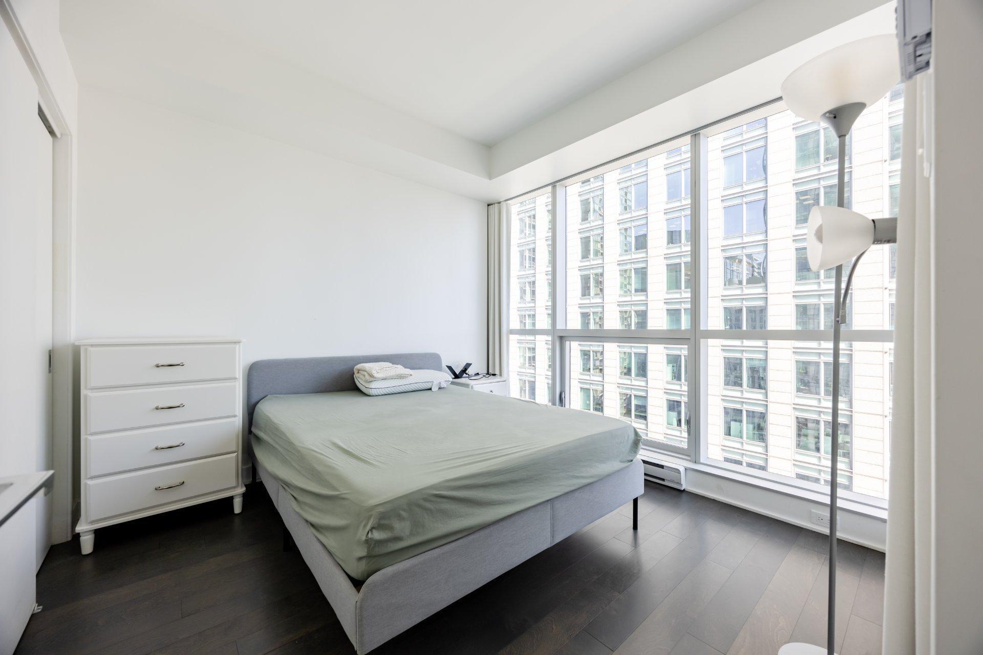 









1050


Rue Drummond

, 2210,
Montréal (Ville-Marie),




QC
H3B0G3

