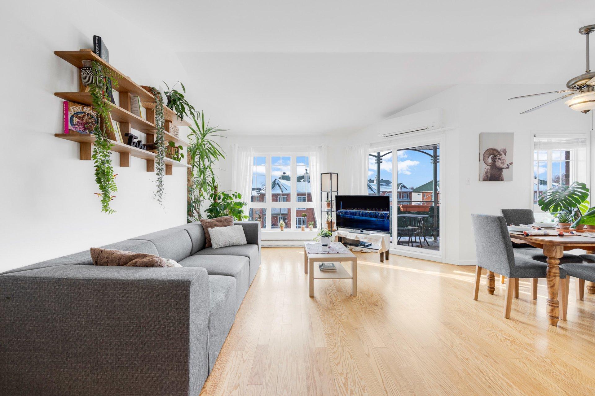 









190


Rue Parent

, 301,
Longueuil (Greenfield Park),




QC
J4V3L2

