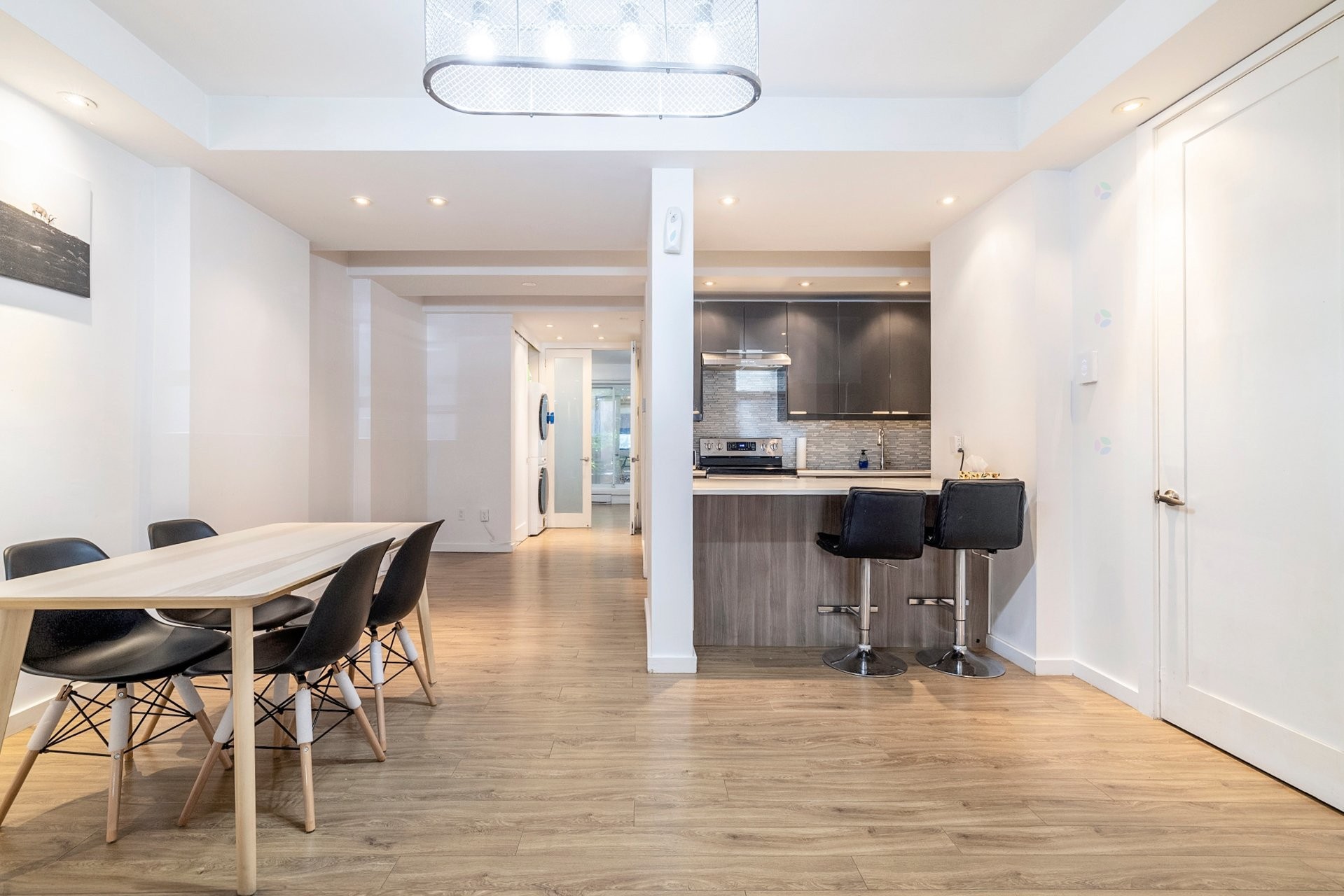 









1374


Rue Logan

,
Montréal (Ville-Marie),




QC
H2L1X3

