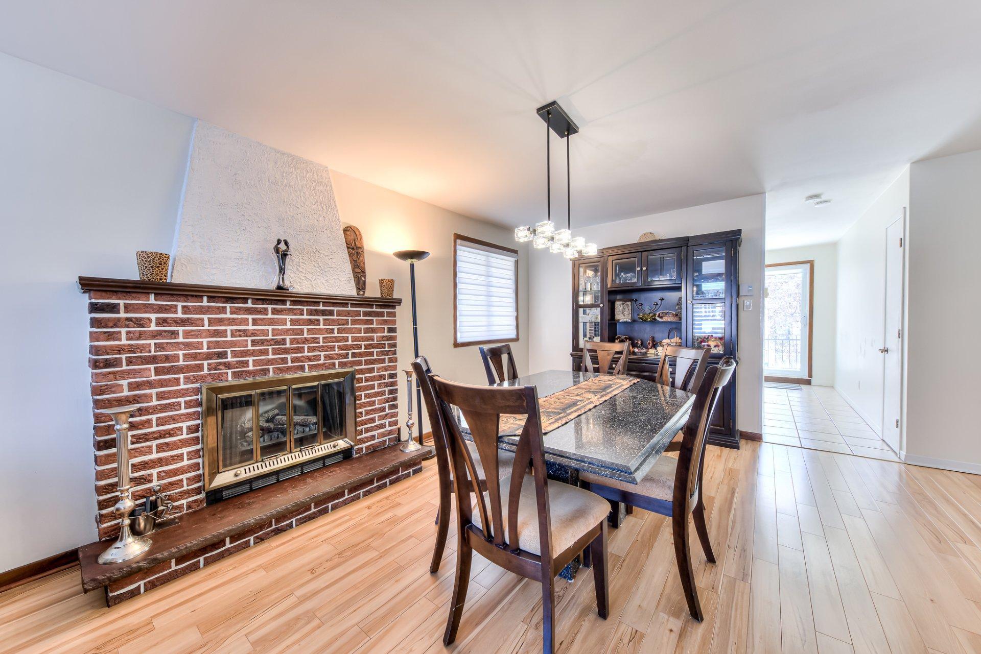 









3246

 - 3250


Boul. Notre-Dame

,
Laval (Chomedey),




QC
H7V3V2

