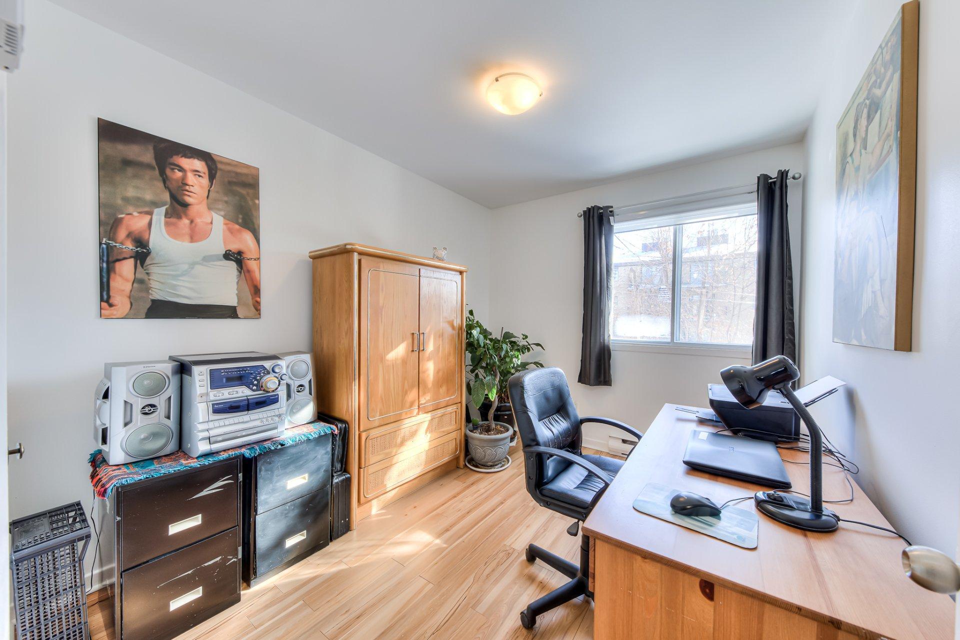 









3246

 - 3250


Boul. Notre-Dame

,
Laval (Chomedey),




QC
H7V3V2

