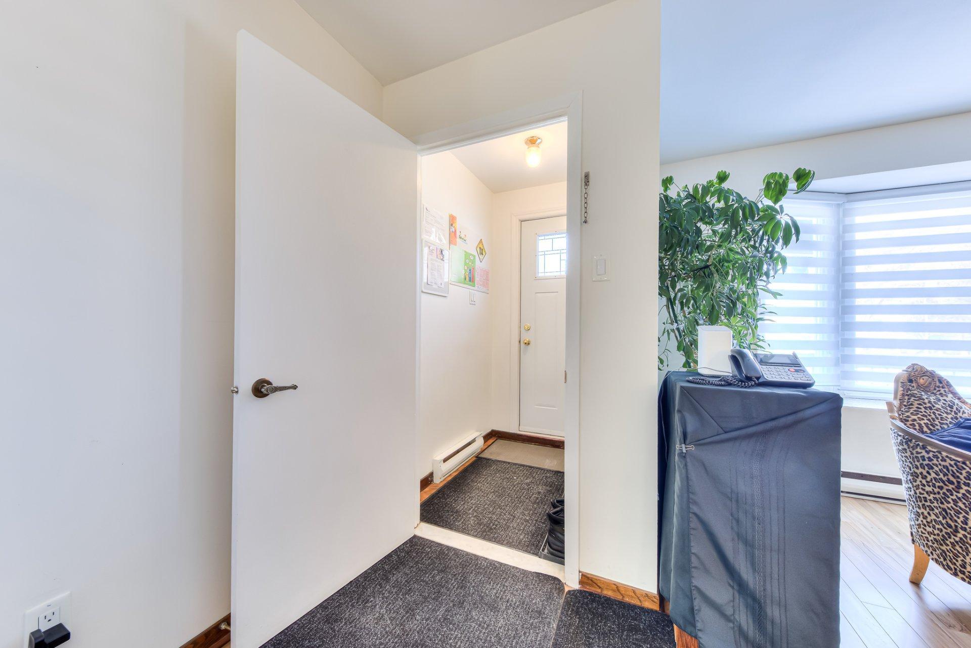 









3246

 - 3250


Boul. Notre-Dame

,
Laval (Chomedey),




QC
H7V3V2

