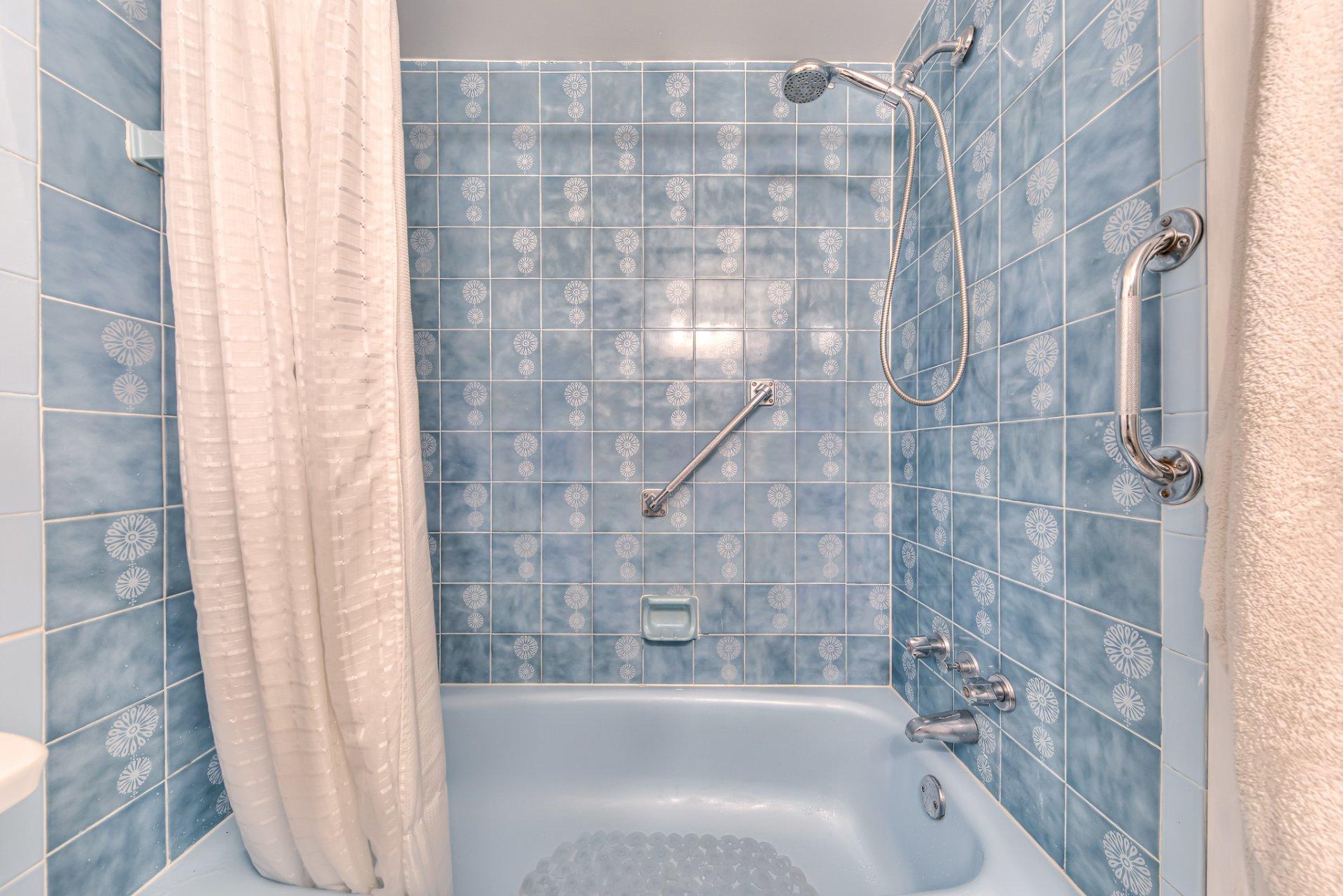 









3246

 - 3250


Boul. Notre-Dame

,
Laval (Chomedey),




QC
H7V3V2

