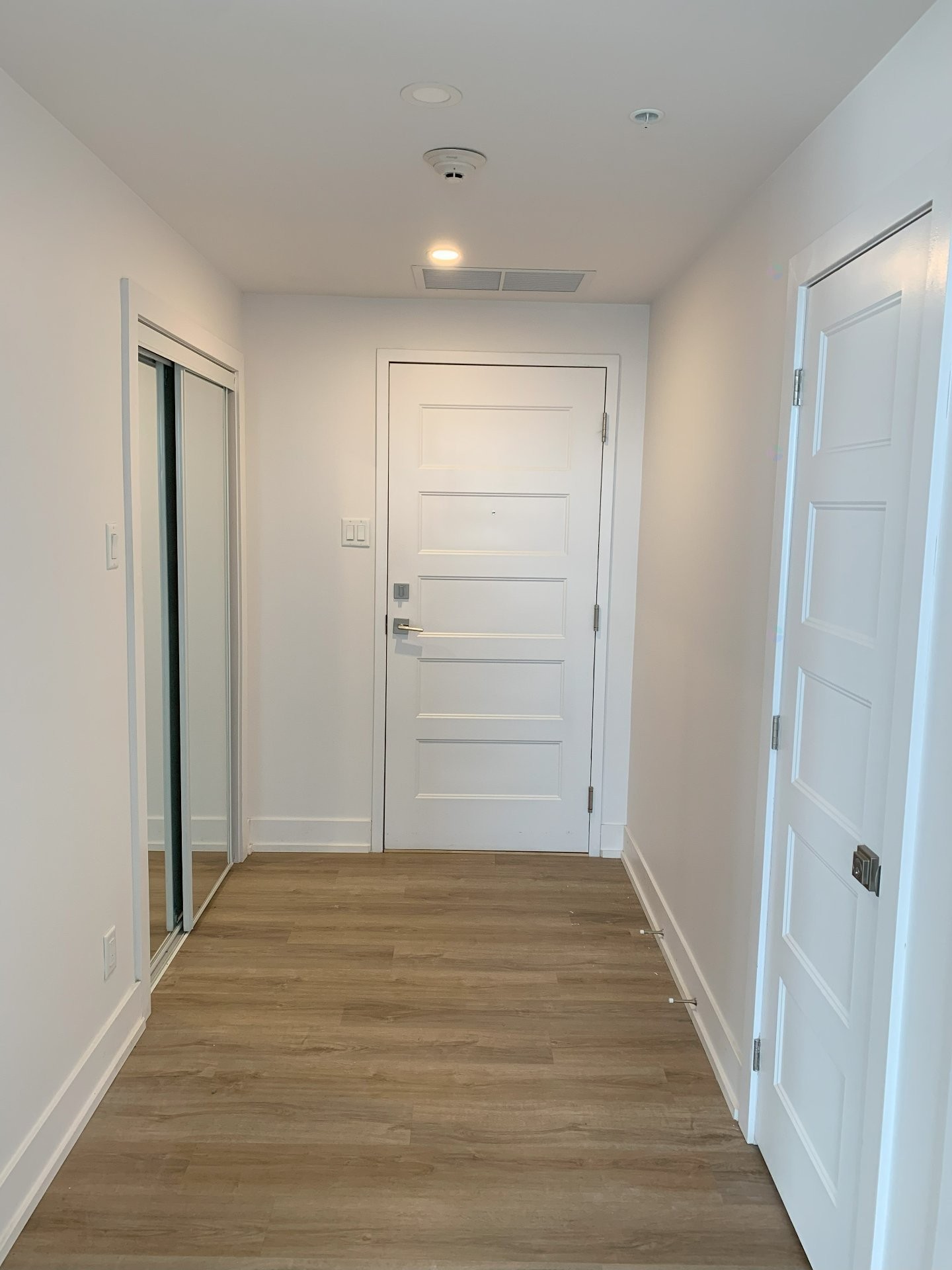 









50


Rue d'Ambre

, 602,
Candiac,




QC
J5S0S2

