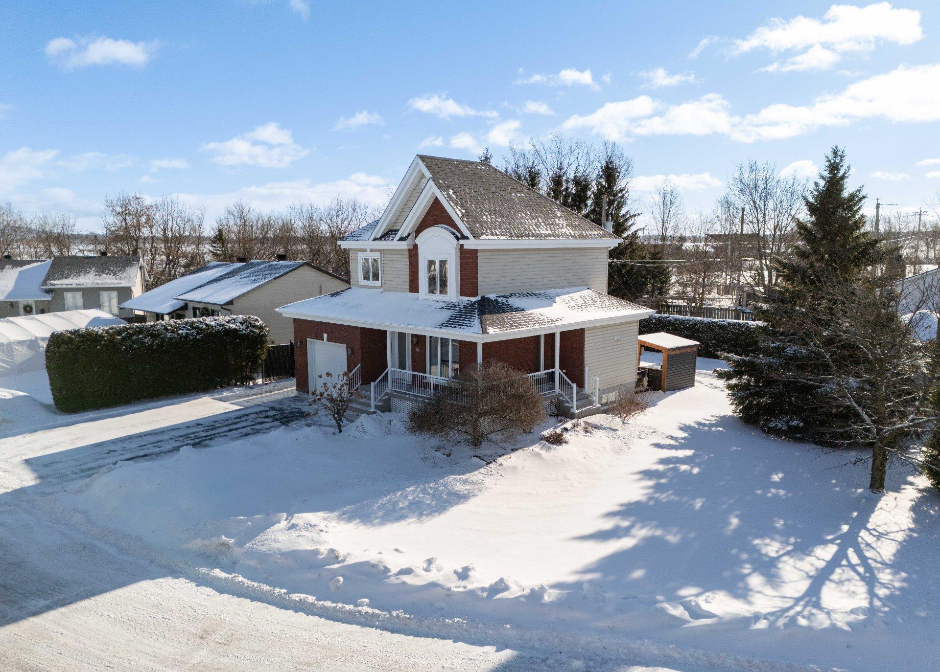 









108


Rue Joseph-Théberge

,
Saint-Mathias-sur-Richelieu,




QC
J3L6C5

