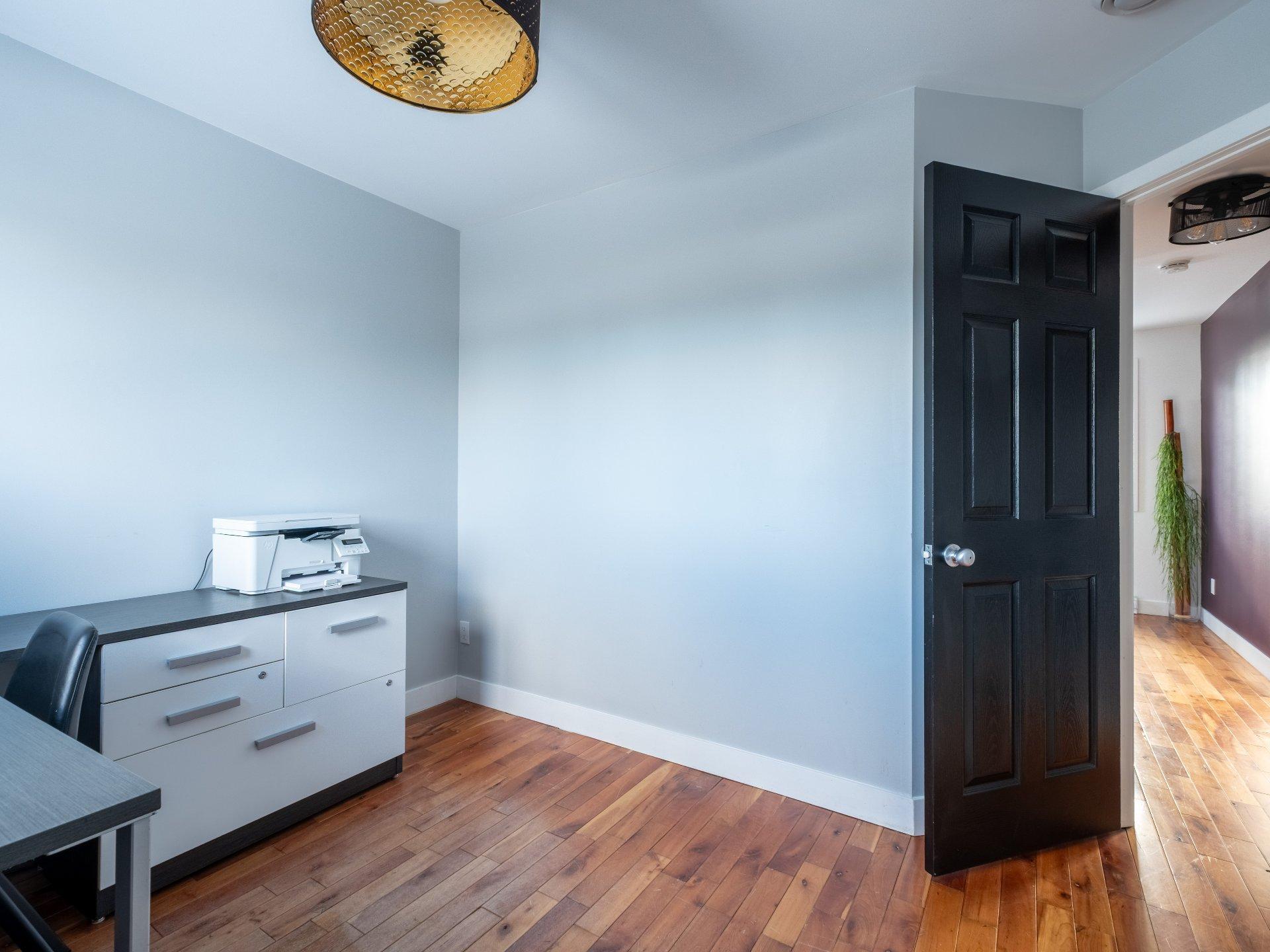 









108


Rue Joseph-Théberge

,
Saint-Mathias-sur-Richelieu,




QC
J3L6C5

